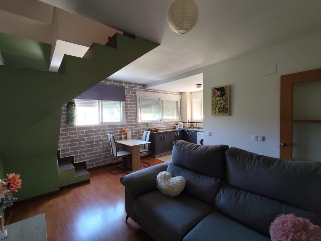 Dúplex en alquiler – Ronda Sur Dúplex en alquiler – Ronda Sur