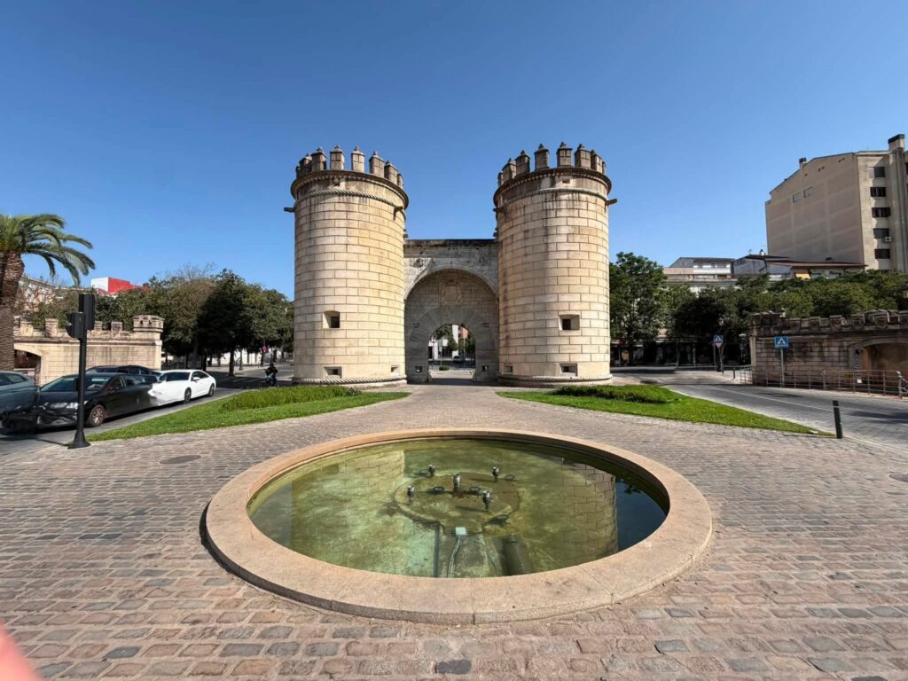 Piso en Puerta Palmas, en Plaza de Los Reyes Católicos Piso en Puerta Palmas, en Plaza de Los Reyes Católicos